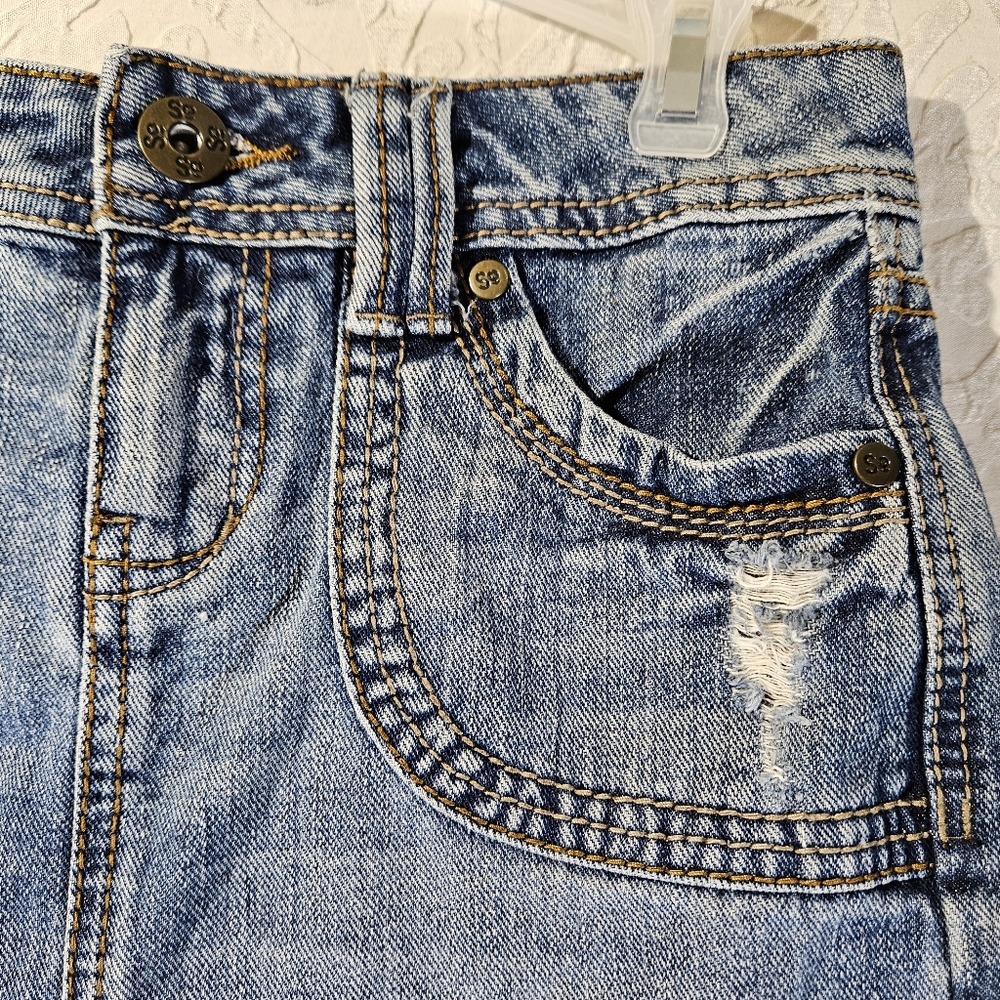 SO Distressed Denim Pocket Miniskirt - Picture 3 of 12